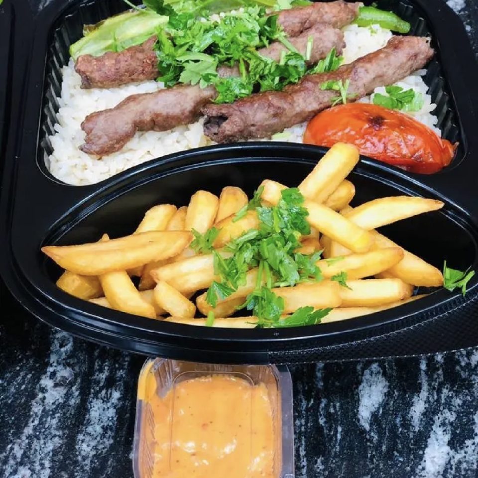 وجبة كباب لحم - 3 اسياخ