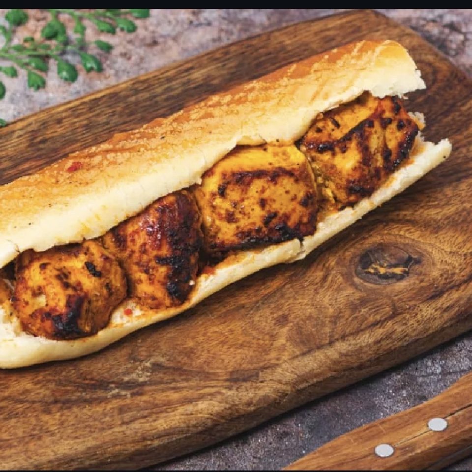 ساندوتش شيش طاووق - خبز